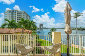 Walk to Ft Lauderdale beach - Water Views & Pool